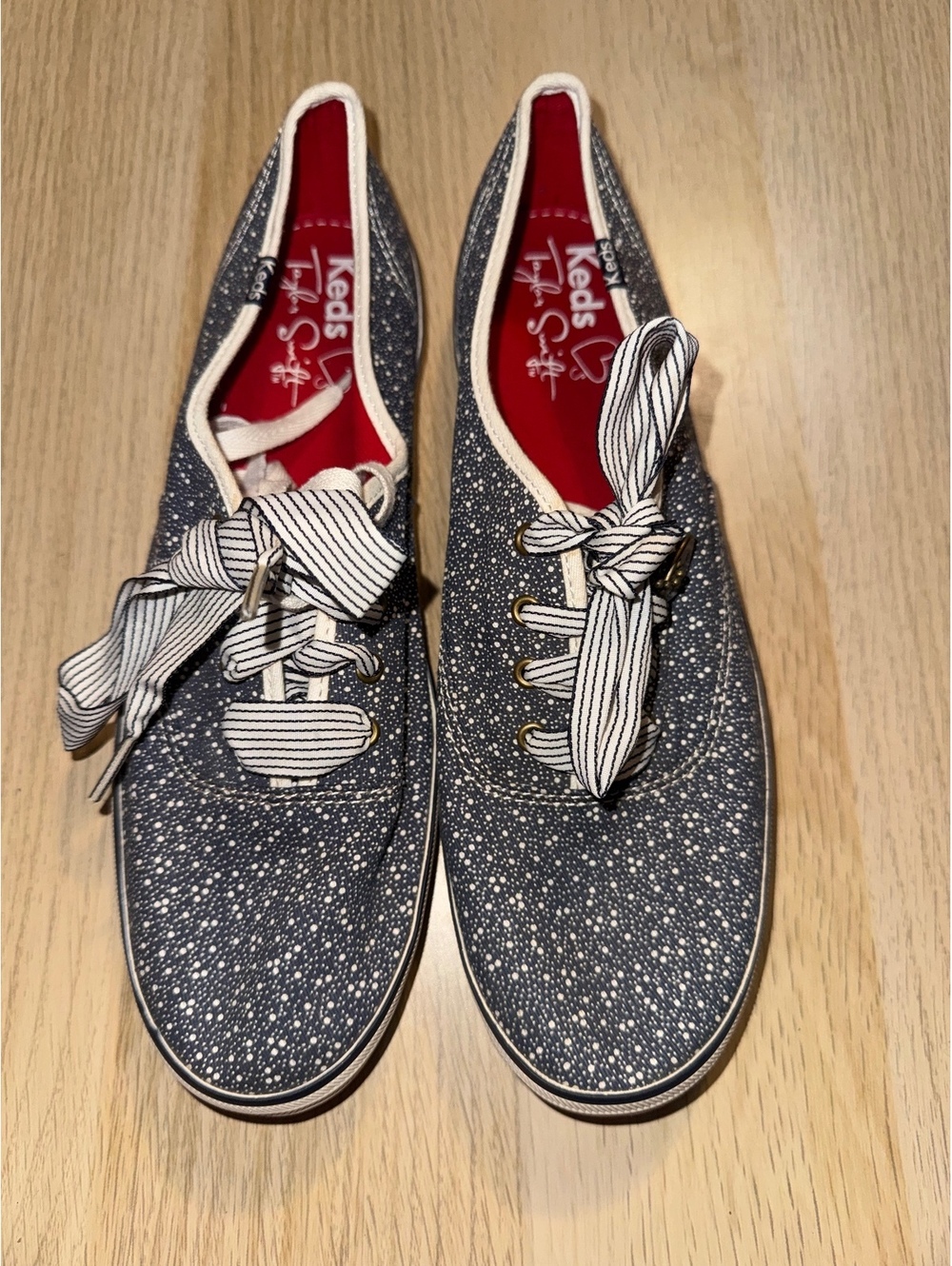 EUC NWOT Taylor Swift for Keds Twee Navy Blue & White Polka Dot Canvas Sneakers